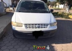 Urge Vendo excelente Chrysler Voyager 1999 Automático en en Teuchitlán