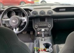 Urge Vendo excelente Ford Mustang 2016 Automático en en Zamora