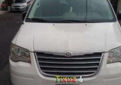 Vendo un Chrysler Town Country en exelente estado