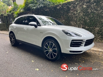 Porsche Cayenne Hybrid 2019