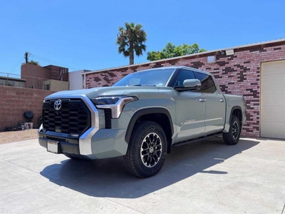 Toyota Tundra Trd Of Road/limited.