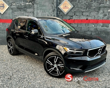 Volvo XC40 Momentum 2020