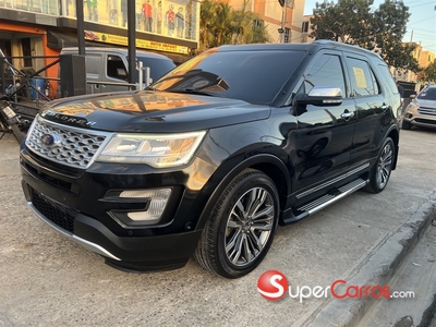 Ford Explorer Platinum 2017