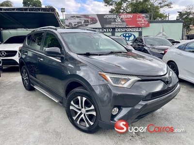 Toyota RAV4 LE 2018