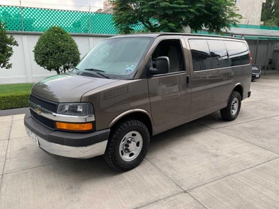 Chevrolet Express 6.0ls L 12 Pas At