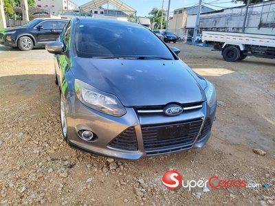 Ford Focus Titanium 2014