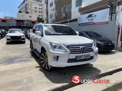 Lexus LX 570 2013