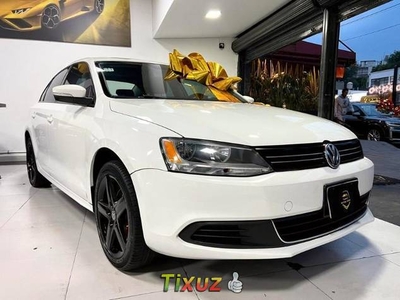 IMPECABLE VOLKSWAGEN JETTA STYLE ACTIVE 2013 STANDARD