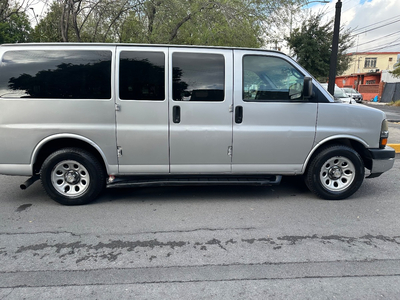 Chevrolet Express Van 8 Pasajeros