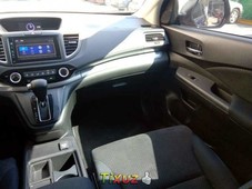 Auto Honda CRV 2015 de único dueño en buen estado