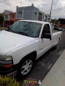 Chevrolet Silverado V6 STD Caja larga