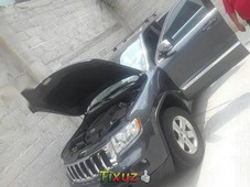 jeep cheroke laredo 2011