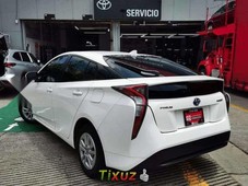 PRIUS BASE 2017