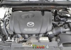 Se vende un Mazda Mazda 3 2014 por cuestiones económicas