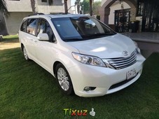 Se vende urgemente Toyota Sienna 2014 Automático en Huixquilucan