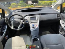 Toyota Prius HÍBRIDO