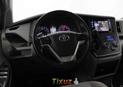 Toyota Sienna 2017 5p XLE V6 35 Aut