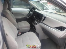 Toyota Sienna CE Aut 2017 3 Años De Garantia