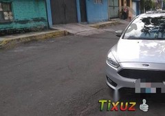 VENDO FORD FOCUS APPEARANCE