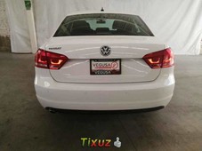 Vendo un carro Volkswagen Passat 2013 excelente llámama para verlo