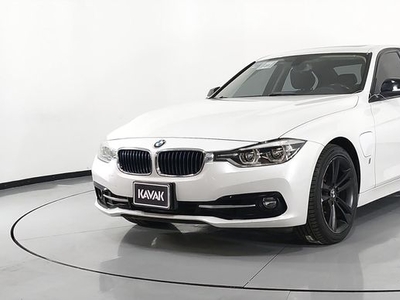 Bmw Serie 3 2.0 320IA SPORT LINE AUTO Sedan 2018