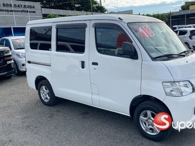 Toyota Town-Ace 2018