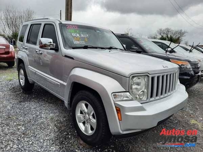 Jeep Liberty 2012 6 cil automatica mexicana