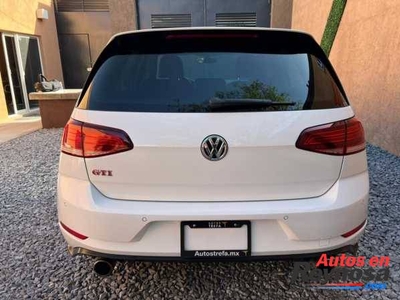 Volkswagen Golf 2018 4 cil automático mexicano