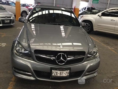 Mercedes Benz Clase C 4p C 200 Sport L4/1.8/T Aut