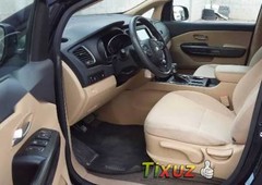 Kia Sedona 2019 33 V6 LX Tela 8 Pasajeros At