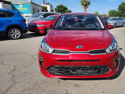 Kia Rio 1.6 L Sedan At