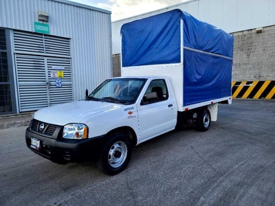 Nissan NP300 2.4 Estacas Dh Mt