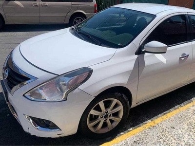 Nissan Versa 1.6 Advance Mt