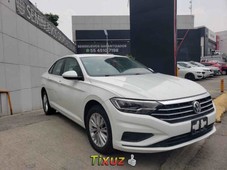 Se vende urgemente Volkswagen Jetta Comfortline 2019 en San Fernando