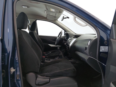 Nissan Np300 Frontier 2.5 DOBLE CABINA SE TM AC PAQ SEG Pickup 2019