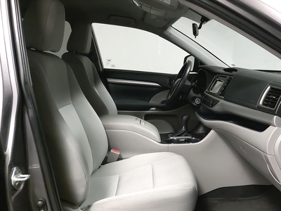 Toyota Highlander 3.5 LE AUTO Suv 2019