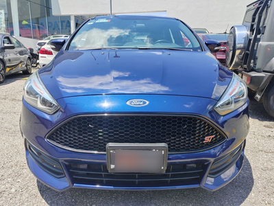 Ford Focus 2.0 HB ST Ecoboost Mt