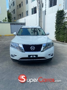 Nissan Pathfinder SE 2016