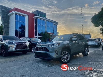 Toyota RAV4 XLE Premium 2019