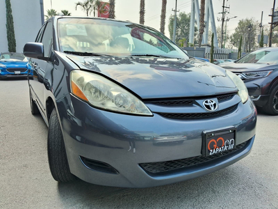 Toyota Sienna 3.5 Ce At