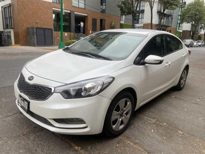 Kia Forte 2.0 Lx Mt