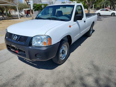 Nissan NP300 2.4 Pick-up Dh Mt
