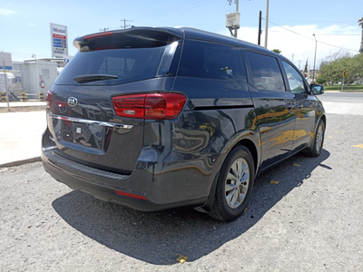 Kia Sedona 2019 3.3 V6 Lx Tela 8 Pasajeros At