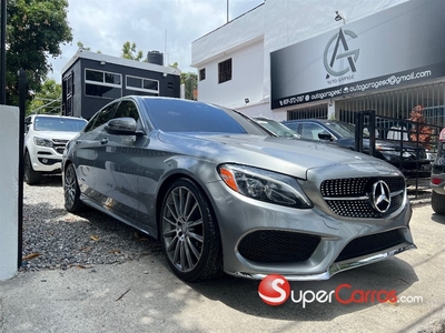 Mercedes-Benz Clase C 300 AMG 2016