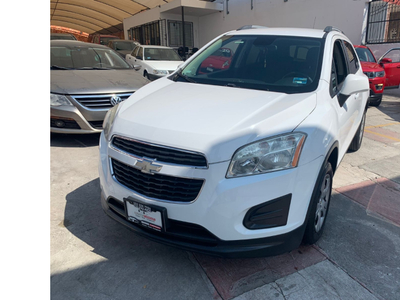 CHEVROLET TRAXB 5 PTS. LT, 1.8 LT. 140 HP, TA 6, TELA/PIEL, ABS, RA-16