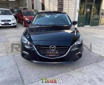 Se vende urgemente Mazda 3 2015 en Guadalajara