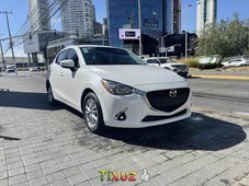 Mazda 2 2019 impecable en Santa Isabel
