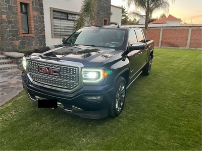 GMC Sierra 6.2 Denali Dvd At