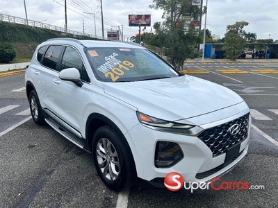 Hyundai Santa Fe SE 2019