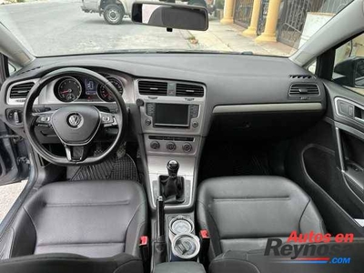 Volkswagen Golf 2017 4 cil manual mexicano